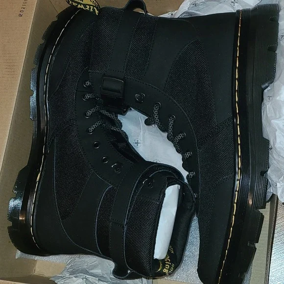 New Dr. Martens Air Wair "Combo Tech" with bounce soles size 13 - Picture 3 of 15